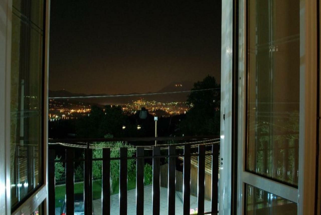 La Casa Sull'Aia,Av Bed & Breakfast Santo Stefano del Sole Eksteriør bilde